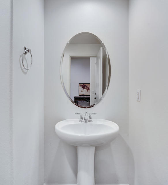 84701 Merus Avenue, Indio CA: https://media.crmls.org/mediaz/70ff54b1-48bf-4197-82a7-1a788e59c96e.jpg
