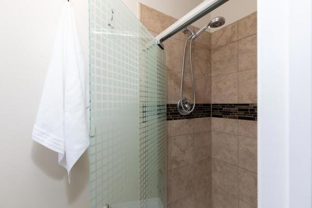 14892 Blue Oak Place, Salinas CA: https://media.crmls.org/mediaz/70ff59c4-3d6f-4733-97ce-59e389f334c1.jpg