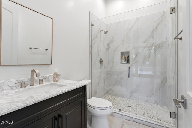 Image 21 of 34 For 395 Sherwood Court