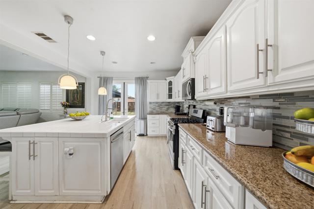 Detail Gallery Image 47 of 48 For 332 Monument Pkwy, Perris,  CA 92570 - 5 Beds | 5 Baths