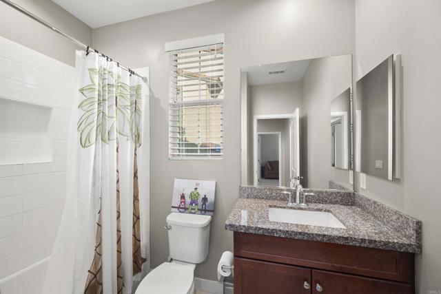 7508 EAGLE Drive, Santee CA: https://media.crmls.org/mediaz/71009bc2-9bb0-44ef-b24e-c5e06515297e.jpg