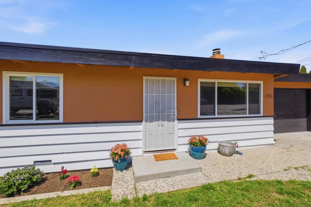 215 Manfre Road