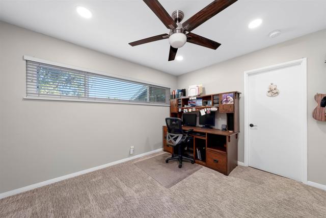 Detail Gallery Image 18 of 33 For 4711 Lorena Pl, El Cajon,  CA 92020 - 4 Beds | 3 Baths