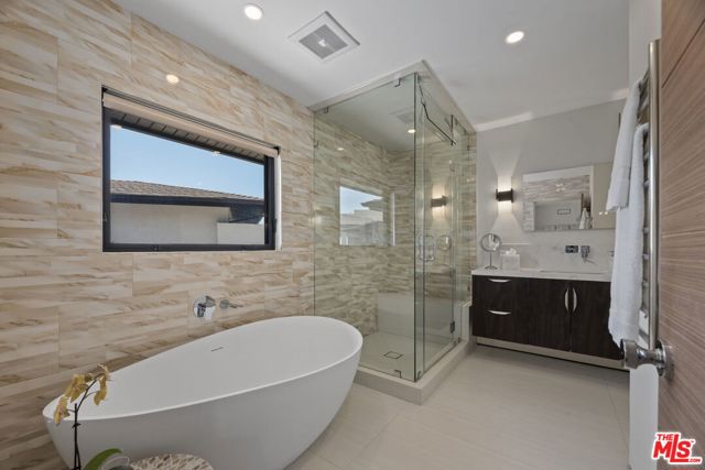 Drew Fenton | 17438 Revello Drive Pacific Palisades CA | MLS: 7251367