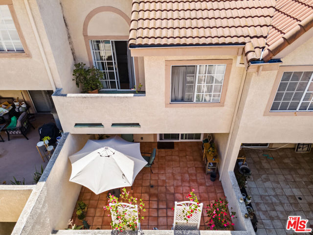 241 Monterey Road, South Pasadena CA: https://media.crmls.org/mediaz/7104125d-0733-4e6e-8c3d-5598a1c2ee9c.jpg