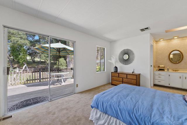 11 Del Rio Circle, Soquel CA: https://media.crmls.org/mediaz/71041fc4-a5f6-4b6c-af15-52a8749ab05c.jpg