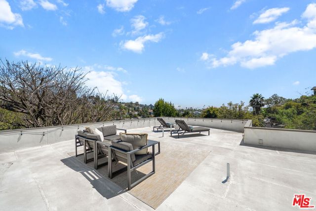 2465 N Gower Street, Los Angeles CA: https://media.crmls.org/mediaz/7104858c-26ed-41b7-963f-dac1f01c8c9d.jpg