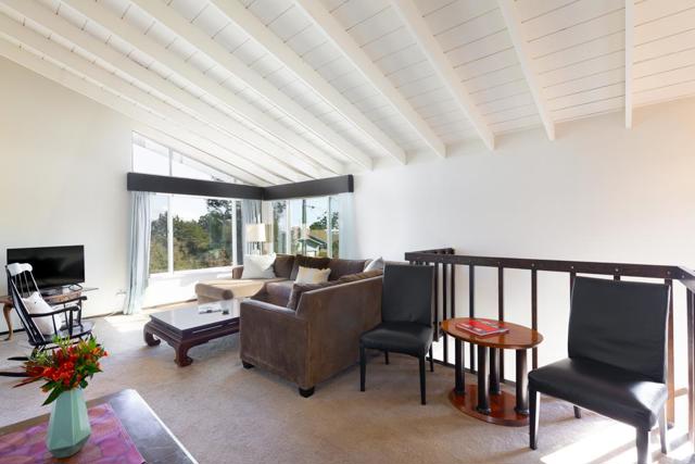 229 Alamo Avenue, Santa Cruz CA: https://media.crmls.org/mediaz/710507d3-e934-4602-8288-3f9adc67c943.jpg