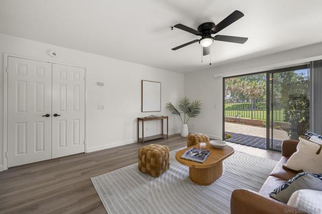 1894 Spyglass Cir, Vista CA: https://media.crmls.org/mediaz/7105b572-35d0-4715-9766-ffe8119116f7.jpg