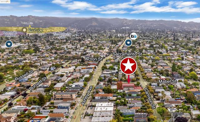 1259 Carrison St, Berkeley CA: https://media.crmls.org/mediaz/7105e67d-39e2-4171-bc4f-ff6bbe15acdd.jpg