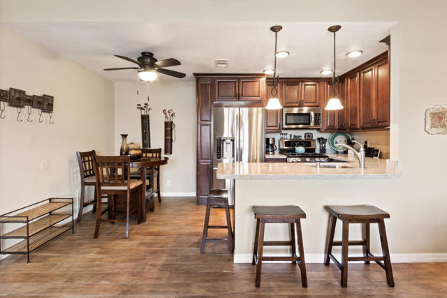 31200 Landau Boulevard, Cathedral City CA: https://media.crmls.org/mediaz/7106d6ad-7169-43a4-a698-02975bdece32.jpg