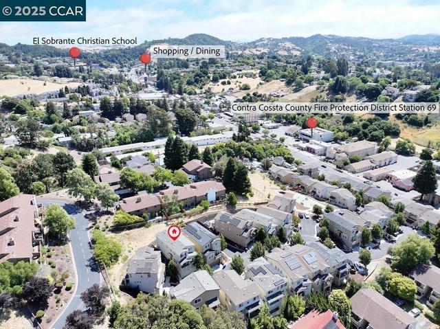 476 Colina Way, El Sobrante CA: https://media.crmls.org/mediaz/71082bd7-f64a-4540-ae18-459752b1375d.jpg