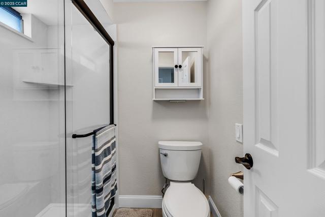 5727 Cutter Loop, Discovery Bay CA: https://media.crmls.org/mediaz/7108b785-9171-445d-9a28-5b3098ae4210.jpg
