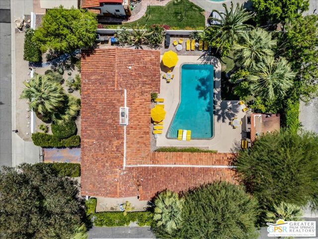 1011 E El Alameda, Palm Springs CA: https://media.crmls.org/mediaz/7108e4b6-9850-40a9-8d7e-5f07a3677795.jpg