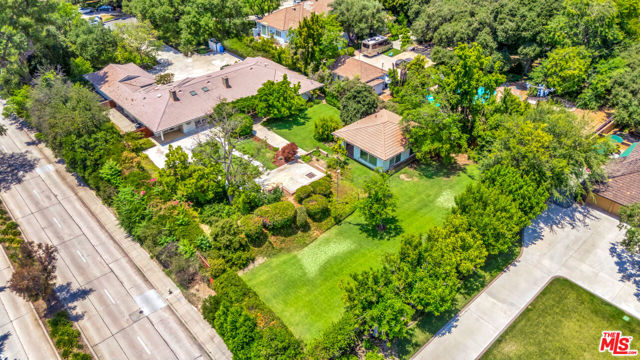 1100 Rodeo Road, Arcadia CA: https://media.crmls.org/mediaz/710945d0-c5a1-4220-8c87-a11d4d0695ee.jpg