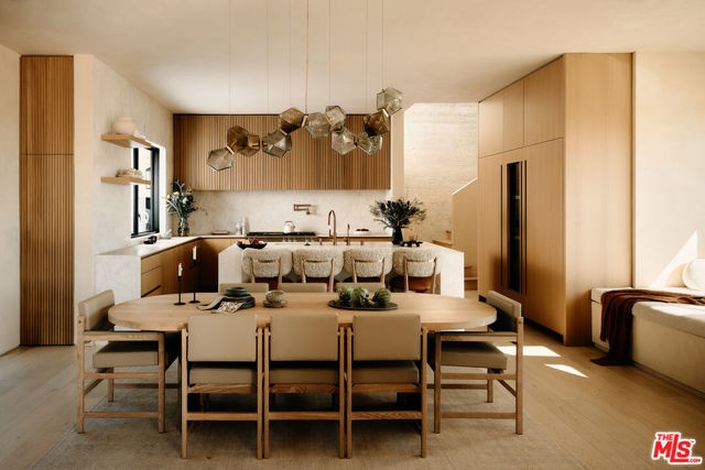 29685 Cuthbert Road, Malibu CA: https://media.crmls.org/mediaz/7109a3ac-8a38-4628-927e-a63e98b8deab.jpg