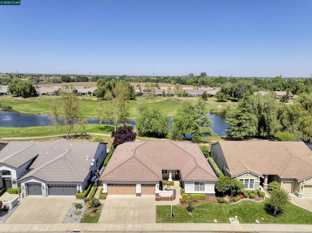 1129 Jonagold Way
