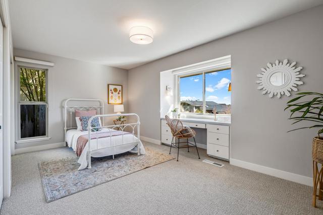 207 Driftwood Court, Aptos CA: https://media.crmls.org/mediaz/710aa537-abf2-48d5-98e5-e86dda306ef3.jpg