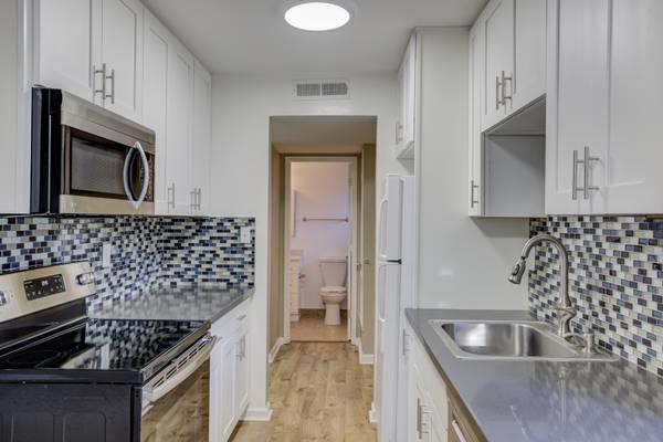 2220 Lake Road, Belmont CA: https://media.crmls.org/mediaz/710b5ed7-2d4e-4de7-8f2c-da1446d26f1a.jpg