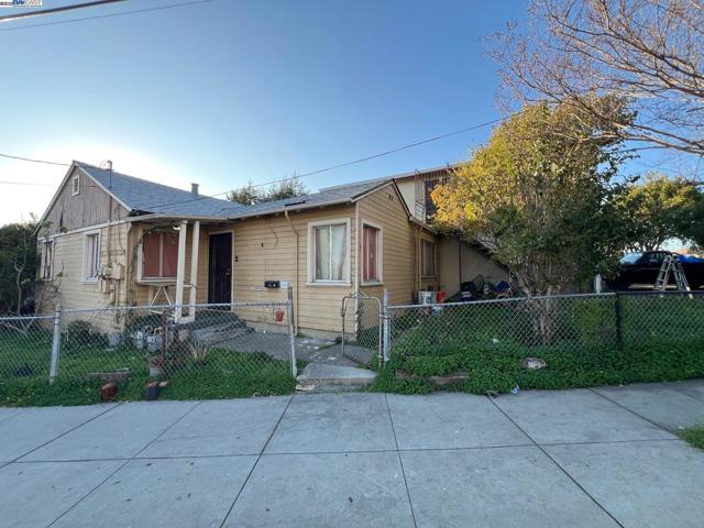 Details for 1695 159th Ave, San Leandro, CA 94578