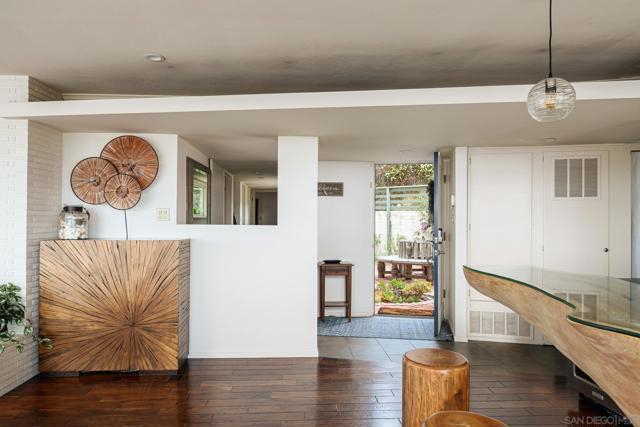 Image 13 of 74 For 2165 Balboa Ave