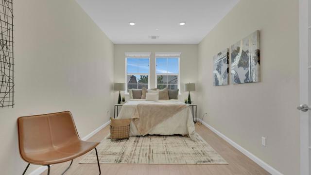 1254 Steinbeck Drive, Hollister CA: https://media.crmls.org/mediaz/710bb521-76a6-4a3b-aeb0-2bd6ffde9184.jpg