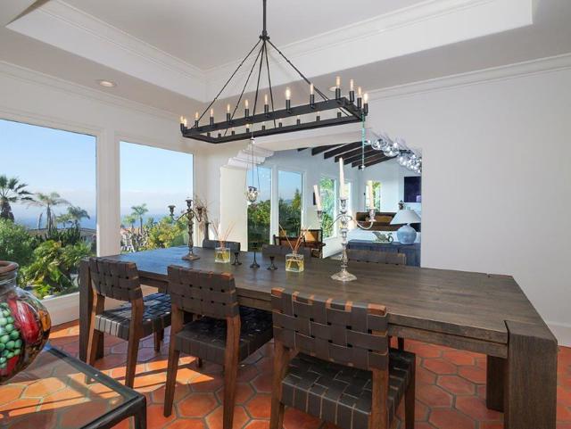 32524 Seacliff Drive, Rancho Palos Verdes CA: https://media.crmls.org/mediaz/710c1594-eca1-4aa8-83e1-54462c9efef7.jpg