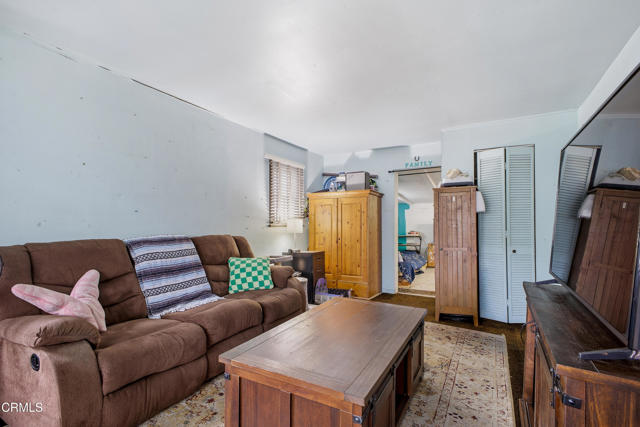 Detail Gallery Image 9 of 12 For 536 E Elk Ave, Glendale,  CA 91205 - 2 Beds | 1 Baths