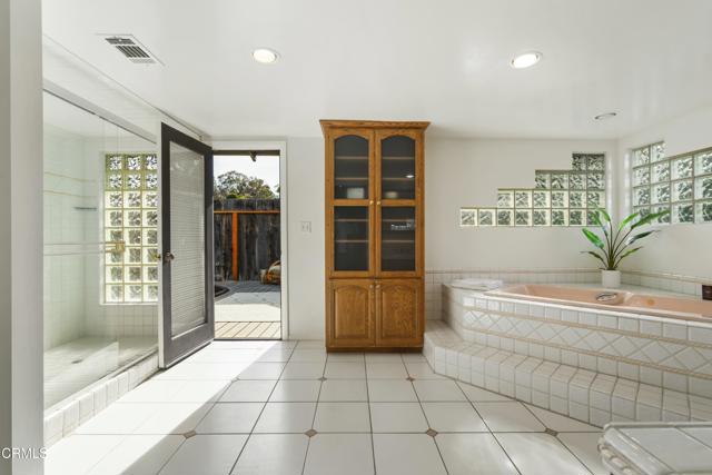 230 Avocado Place, Camarillo CA: https://media.crmls.org/mediaz/710d035e-6036-4738-9fd6-78936bbb8749.jpg