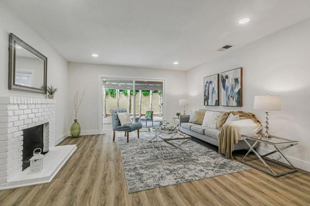 633 Easton Drive, San Jose CA: https://media.crmls.org/mediaz/710d8709-1157-47f3-800a-81f0f089d7a0.jpg
