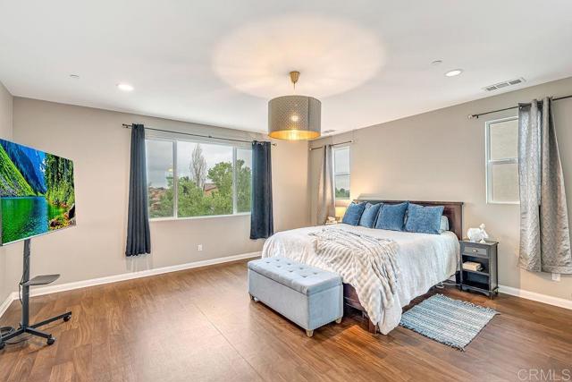 Image 27 of 55 For 30937 Red Spruce Street