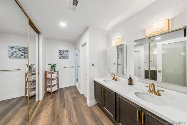 1554 Traveld Way, Encinitas CA: https://media.crmls.org/mediaz/710dc555-1419-4be4-92b2-9f4d57fbedfb.jpg