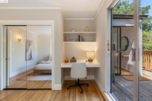 1351 Carlotta Ave, Berkeley CA: https://media.crmls.org/mediaz/710de3db-8977-4002-a2cf-bfd0c93f6a78.jpg