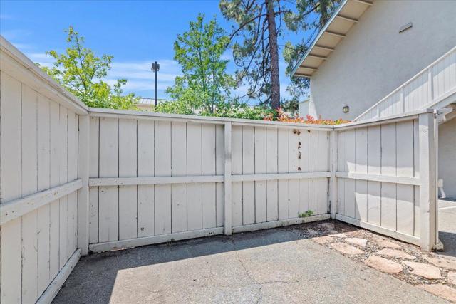 2420 Pleasant Hill Road, Pleasant Hill CA: https://media.crmls.org/mediaz/710e78fc-125e-434c-b470-4c06ef95dff7.jpg