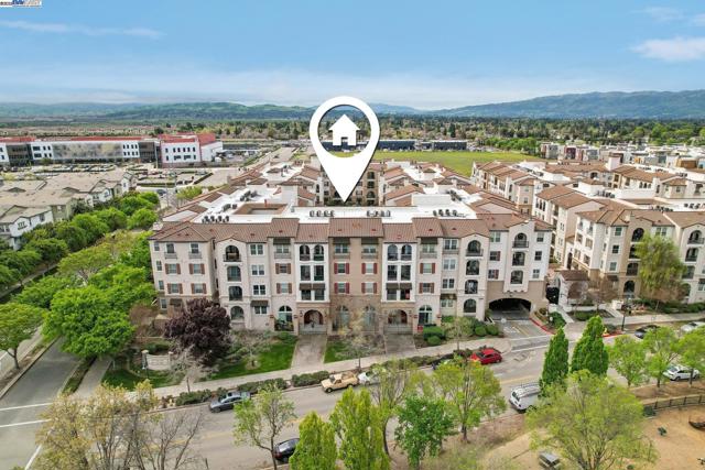 3245 Dublin Blvd, Dublin CA: https://media.crmls.org/mediaz/710e9fcc-2c79-475f-935e-a3bab129f659.jpg