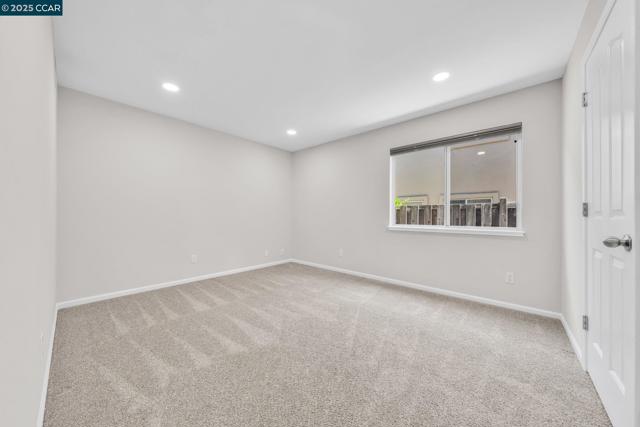 4020 Westminster Pl, Danville CA: https://media.crmls.org/mediaz/710ebaec-604d-43e7-9020-4b7d95d97f7e.jpg