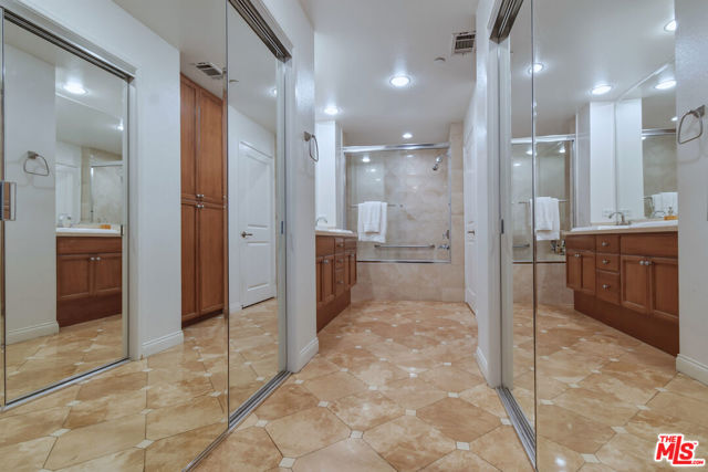 5625 Crescent Parkway, 109 photo 27
