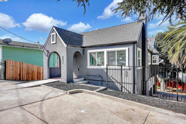 9431 Thermal St, Oakland, California 94605, 6 Bedrooms Bedrooms, ,3 BathroomsBathrooms,Single Family Residence,For Sale,Thermal St,41074543