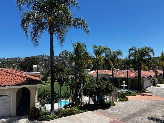 2520 Navarra Drive, Carlsbad CA: https://media.crmls.org/mediaz/71102c04-9f46-4819-a9af-99c50161f567.jpg
