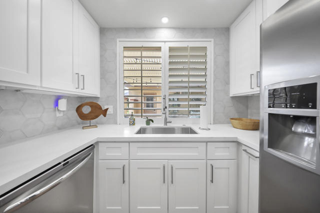 81 Sunrise Drive, Rancho Mirage, CA 92270