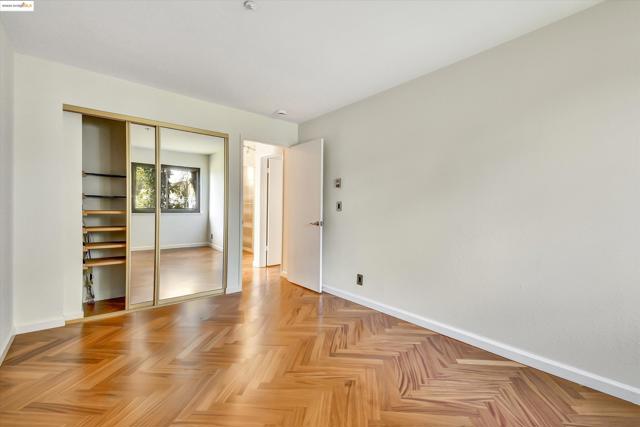805 Red Leaf Court, San Francisco CA: https://media.crmls.org/mediaz/7110a982-34f1-4166-b5e8-8c88dd1618a1.jpg
