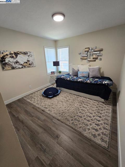 2272 Kelly St, Hayward CA: https://media.crmls.org/mediaz/7111c5a2-2079-45f4-919b-157da1e46d95.jpg
