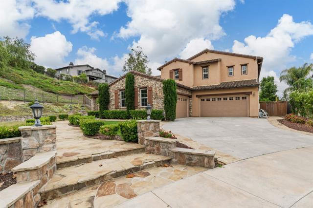 6851 Helenite Place, Carlsbad CA: https://media.crmls.org/mediaz/7111df37-285a-45e4-b97f-c355b0728793.jpg