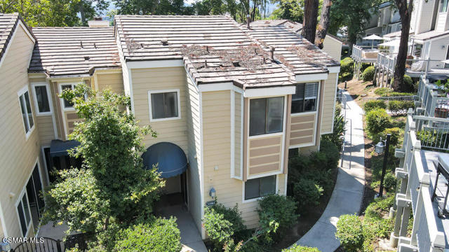 1218 S Westlake Boulevard, Westlake Village CA: https://media.crmls.org/mediaz/71136bb3-b8c6-43a5-85d9-10144a438080.jpg