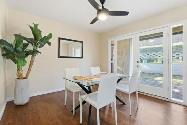 130 Georges Drive, Hollister CA: https://media.crmls.org/mediaz/71143e20-8600-4cef-80b4-88ec511aec25.jpg