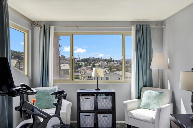 Detail Gallery Image 20 of 33 For 1337 Gary Ln, Escondido,  CA 92026 - 2 Beds | 2/1 Baths