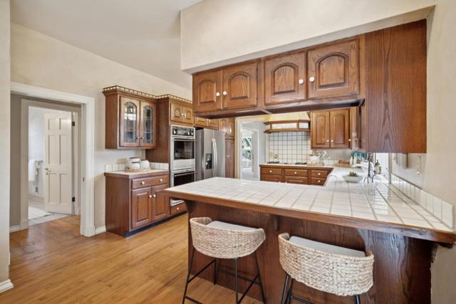 2830 14th Avenue, Carmel CA: https://media.crmls.org/mediaz/71165c1e-0359-4209-8417-37224b730381.jpg