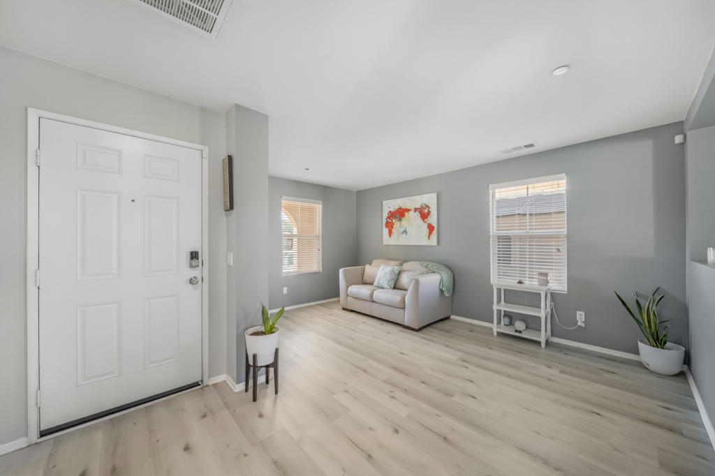 MLS #219136249DA image #7