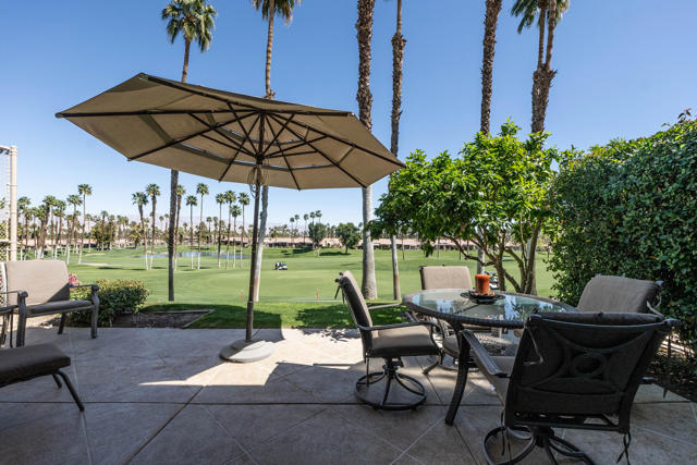 39432 Narcissus Way, Palm Desert CA: https://media.crmls.org/mediaz/711837ec-7b5c-498b-b9f9-8c751a94ebe2.jpg