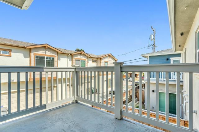 1335 Holly Ave, Imperial Beach, California 91932, 3 Bedrooms Bedrooms, ,2 BathroomsBathrooms,Townhouse,For Sale,Holly Ave,250001312SD